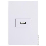 Conjunto USB 2.0A Vertical 4x2 - RECTA BRANCO GLOSS